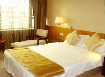 Wu Liang Ye Grand Hotel Chengdu Room photo